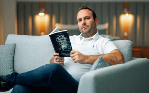 Hendrik Kuhlmann bringt seine Expertise zu Papier: Neues Buch Zwei Zimmer, Küche, Cash ab sofort erhältlich - Foto: presseportal.de Hendrik Kuhlmann bringt seine Expertise zu Papier: Neues Buch Zwei Zimmer, Küche, Cash ab sofort erhältlich - Foto: presseportal.de