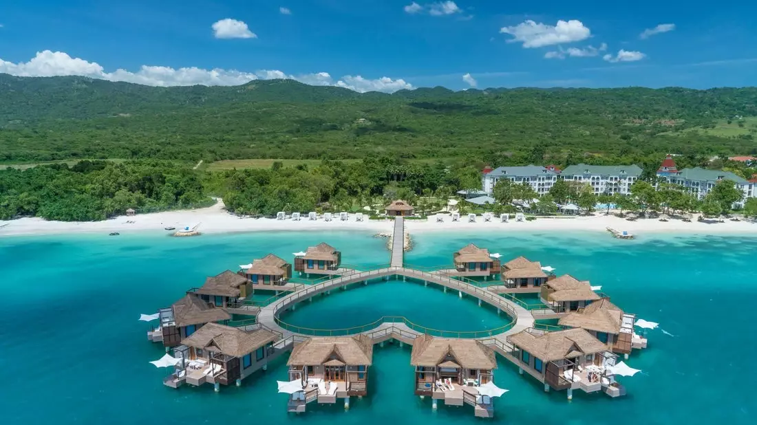 Januar Sale bei Sandals Resorts: 125 Euro Rabatt pro Buchung für Reisen bis Dezember 2026 - Bild: presseportal.de