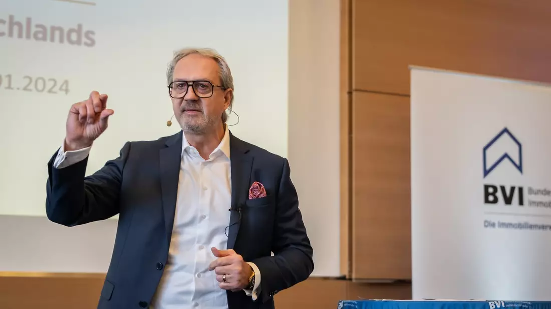 Energiewende bei 10 Millionen Eigentumswohnungen so nicht machbar / BVI fordert: GEG für Bestandsgebäude aussetzen und deutlich überarbeiten - Bild: presseportal.de