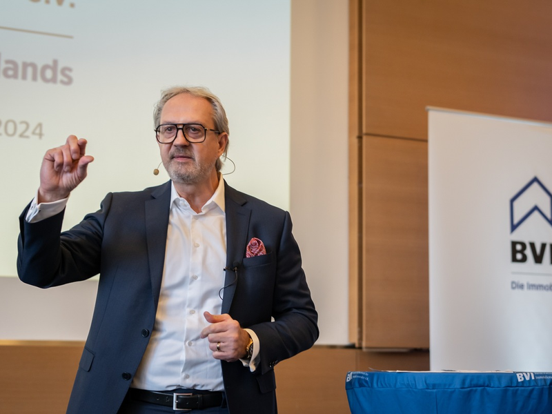 Energiewende bei 10 Millionen Eigentumswohnungen so nicht machbar / BVI fordert: GEG für Bestandsgebäude aussetzen und deutlich überarbeiten - Foto: presseportal.de