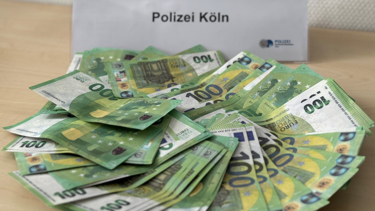 POL-K: 240119-1-K Gewissenhafte Kassiererin erkennt mutmaßliches Falschgeld - Festnahme - Foto: presseportal.de