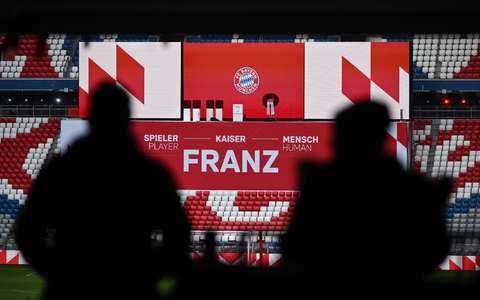 Die Gedenkfeier des FC Bayern München für Franz Beckenbauer wird in der Allianz Arena abgehalten. - Foto: Sven Hoppe/dpa