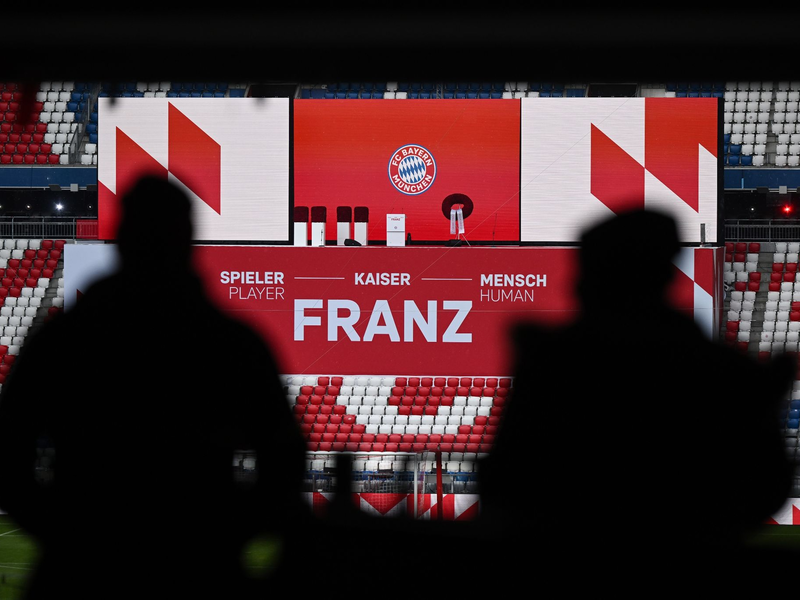 Die Gedenkfeier des FC Bayern München für Franz Beckenbauer wird in der Allianz Arena abgehalten. - Foto: Sven Hoppe/dpa