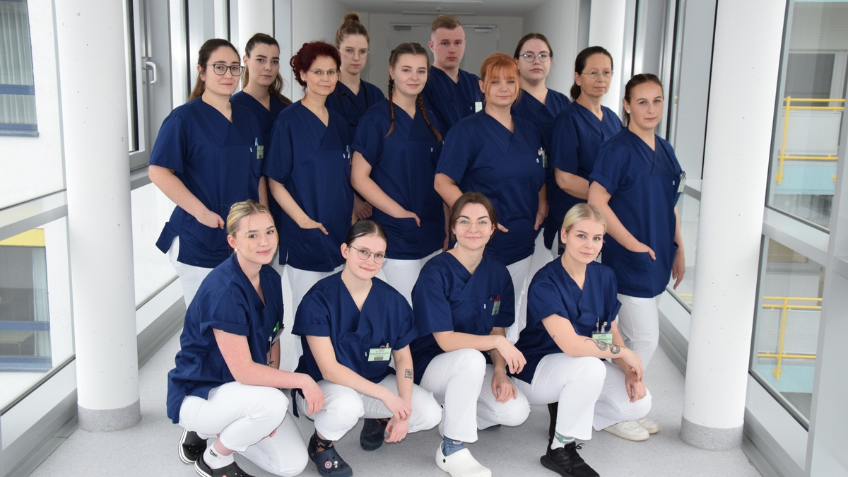 Projekt Azubi-Station - Pflegeazubis übernehmen die Stationsleitung - Foto: presseportal.de