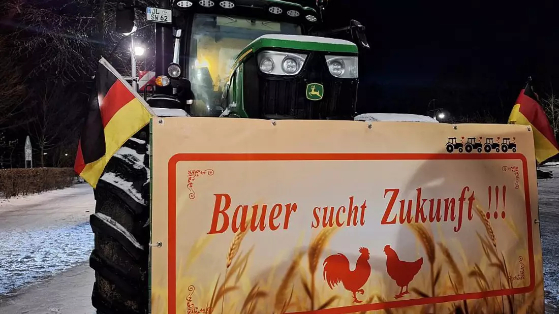Demo von Lkw-Fahrern und Bauern am 18.01.2024 - Bild: über dts Nachrichtenagentur