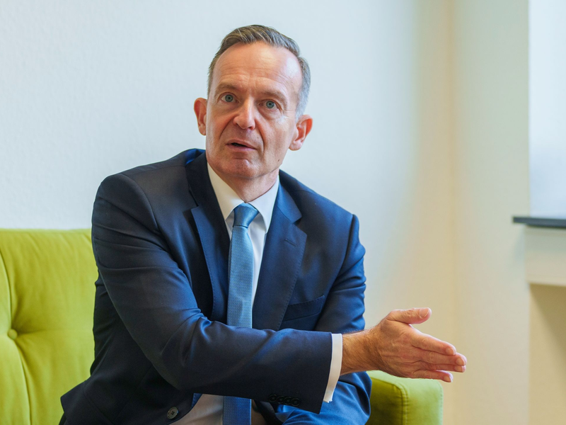 Volker Wissing (FDP) kündigt eine Kommission an, die «zeitnah» Lösungsergebnisse vorlegen soll. - Foto: Andreas Arnold/dpa