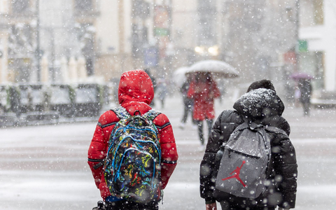 Der Durchzug des Sturmtiefs Juan hat in Spanien starken Schneefall mit sich gebracht. - Foto: C. Serrano/EUROPA PRESS/dpa