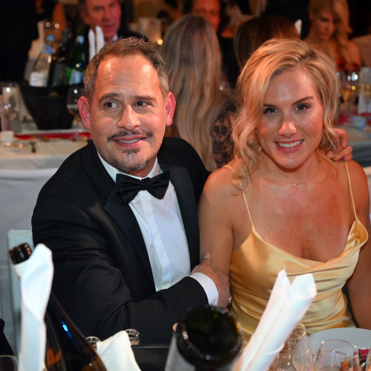 Moritz Bleibtreu und seine Frau Saskia de Tschaschell beim Deutschen Filmball in München. - Foto: Felix Hörhager/dpa