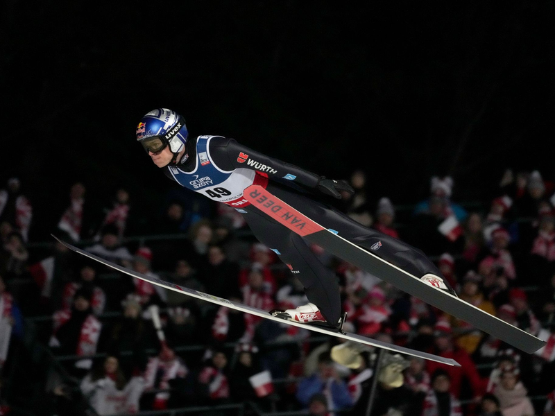 Sprang beim Weltcup in Zakopane aufs Podest: Andreas Wellinger. - Foto: Czarek Sokolowski/AP