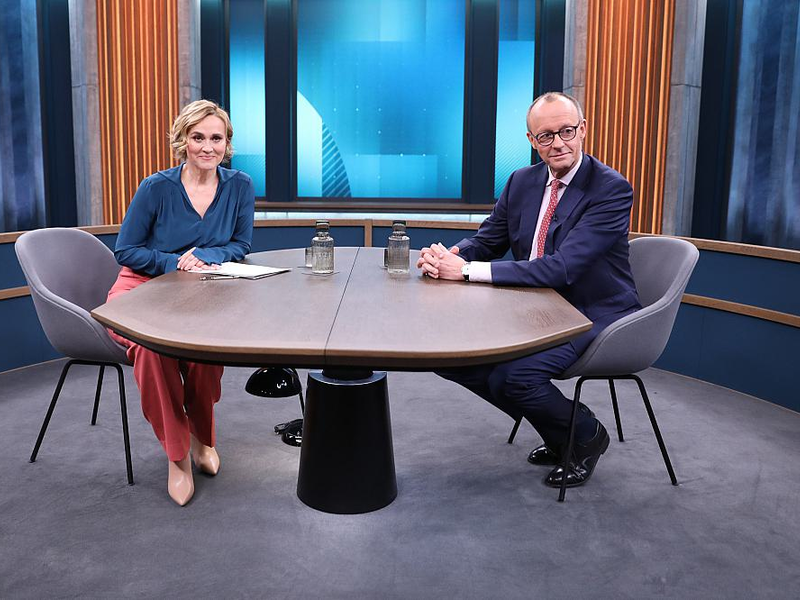 Caren Miosga und Friedrich Merz am 21.01.2024 - Foto: über dts Nachrichtenagentur