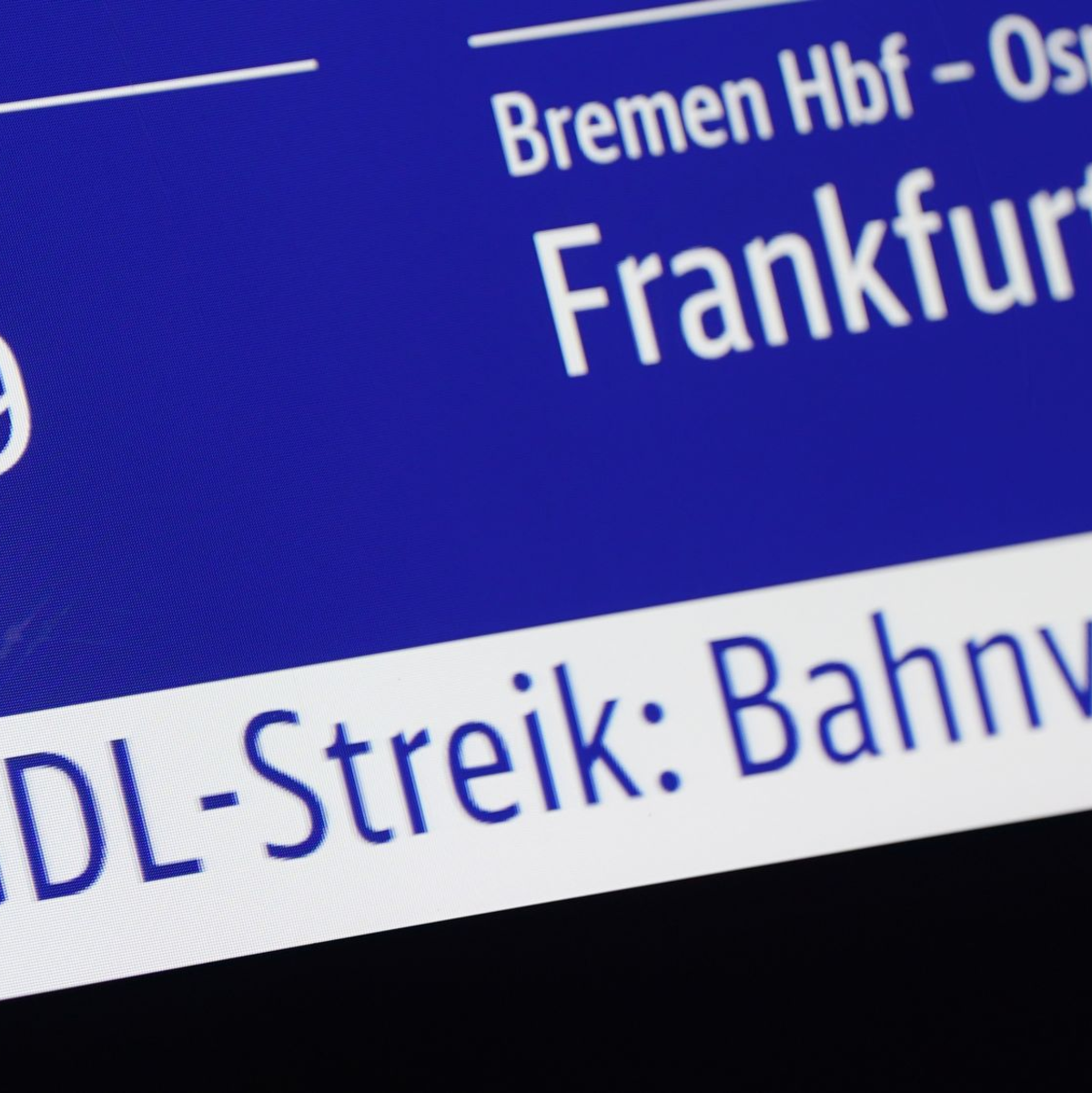 Die Lokführergewerkschaft GDL hat die Beschäftigten der Deutschen Bahn zum nächsten Streik aufgerufen. - Foto: Marcus Brandt/dpa