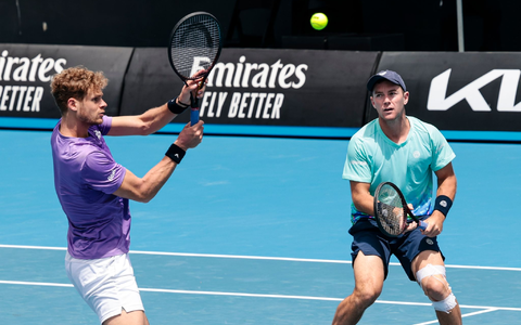 Yannick Hanfmann (l)Â und Dominik Koepfer (r) haben bei den Australian Open ĂŒberraschend das Viertelfinale erreicht. - Foto: Frank Molter/dpa Yannick Hanfmann (l)Â und Dominik Koepfer (r) haben bei den Australian Open ĂŒberraschend das Viertelfinale erreicht. - Foto: Frank Molter/dpa