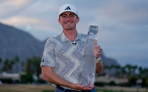 Er ist gerade einmal 20 Jahre alt, studiert an der University of Alabama und hat ein Turnier auf der PGA-Tour gewonnen: Nick Dunlap. - Foto: Ryan Sun/AP