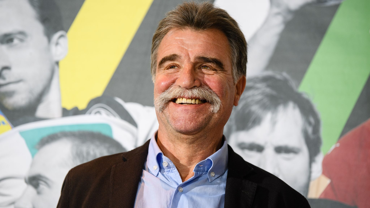 Heiner Brand traut der deutschen Handball-Nationalmannschaft auch nach der Österreich-Pleite eine Menge zu. - Foto: Matthias Balk/dpa