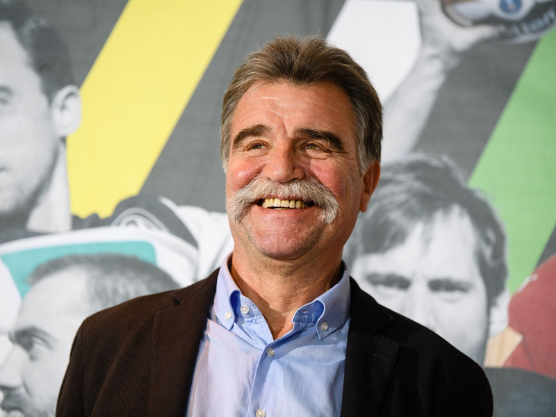 Heiner Brand traut der deutschen Handball-Nationalmannschaft auch nach der Österreich-Pleite eine Menge zu. - Foto: Matthias Balk/dpa