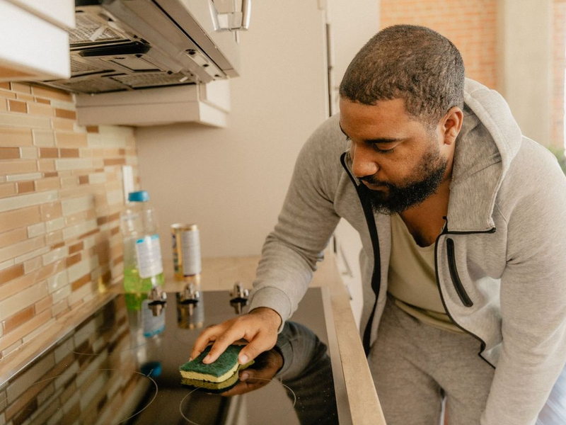 Umfrage von Taskrabbit zeigt: Prokrastination und Strebertum liegen beim Hausputz dicht beieinander - Foto: presseportal.de