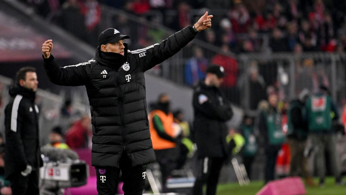 Für das Nachholspiel gegen Union Berlin wünscht sich Bayern-Trainer Thomas Tuchel «elektrische» Stimmung in der Münchner Allianz Arena. - Foto: Lukas Barth/dpa