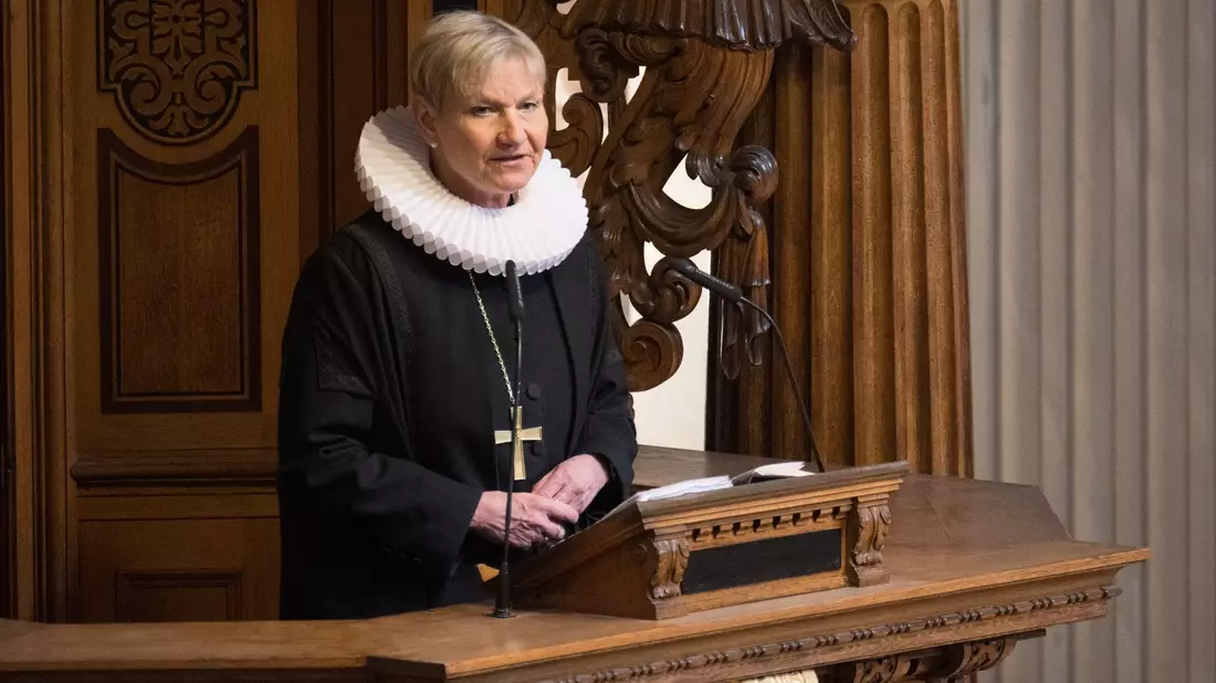 Beim Gedenkgottesdienst im Berliner Dom würdigte die EKD-Ratsvorsitzende, Bischöfin Kirsten Fehrs, die Vorbildfunktion Schäubles. - Bild: Sebastian Gollnow/dpa