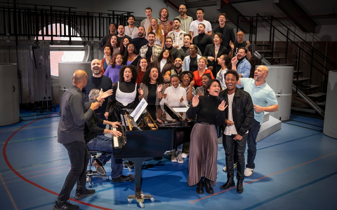 Das Heldentraining hat begonnen: Probenstart für Disneys HERCULES / Cast, Crew und Creatives starten in die heiße Phase des Showaufbaus im Stage Theater Neue Flora - Foto: presseportal.de