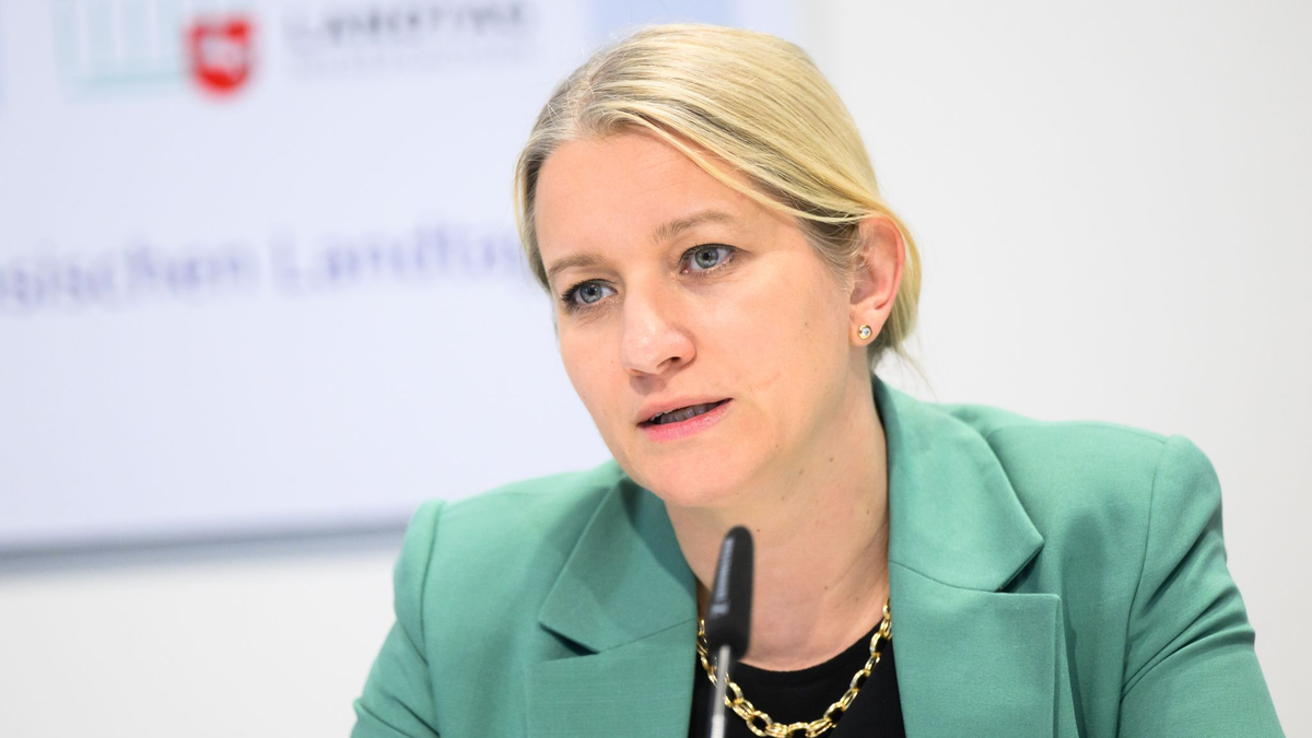 Einige Delikte sollten nach Ansicht von Niedersachsens Justizministerin Kathrin Wahlmann (SPD) härter bestraft werden. - Foto: Julian Stratenschulte/dpa