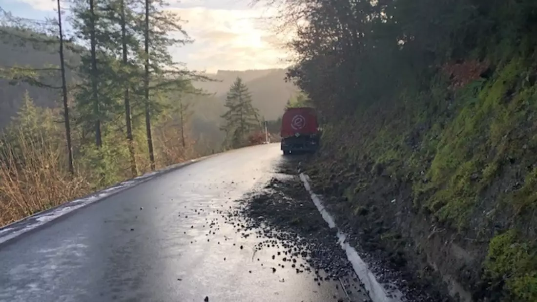 POL-PDTR: Fahrer eines Gefahrgut-Transporters verhindert größeres Unglück - Bild: presseportal.de