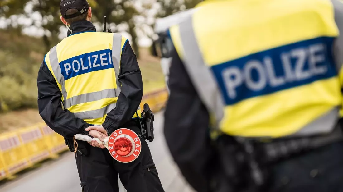 Bundespolizeidirektion München: Aggressiver Tunesier in Untersuchungshaft / Kein Interesse an Kontrolle - Festnahme nach kurzer Verfolgung - Bild: presseportal.de