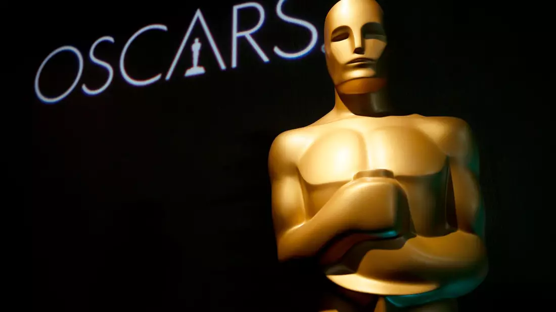 «Barbie» und «Oppenheimer» zählen zu den großen Oscar-Favoriten. - Bild: Danny Moloshok/Invision via AP/dpa