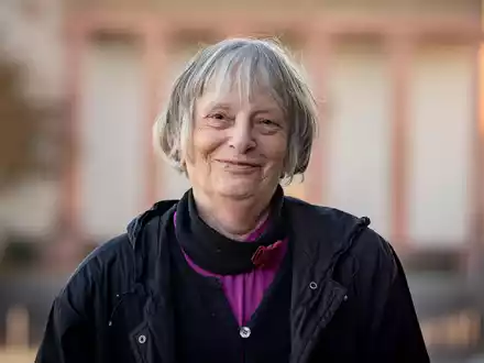 Elke Erb ist tot. Die Schriftstellerin starb im Alter von 85 Jahren in Berlin. - Foto: Frank Rumpenhorst/dpa