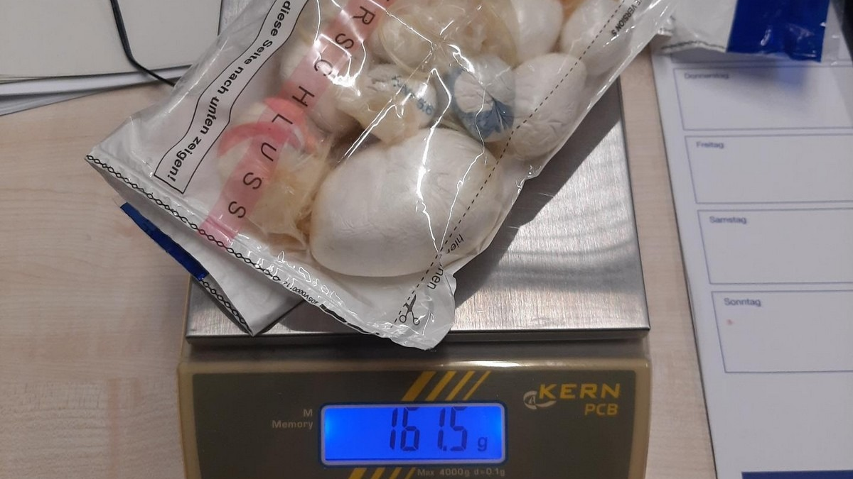 Bundespolizeidirektion München: Unbelehrbarer Straftäter/ Bundespolizei findet Kokain bei Fernbusreisenden - Foto: presseportal.de