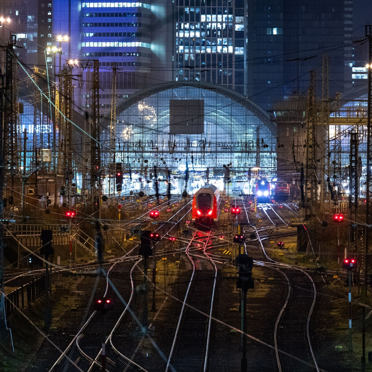 Der vierte Lokführerstreik der GDL hat begonnen. - Foto: Boris Roessler/dpa