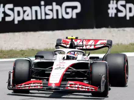 Ab 2026 wird Madrid fester Bestandteil des Formel-1-Kalenders sein. - Foto: Joan Monfort/AP/dpa