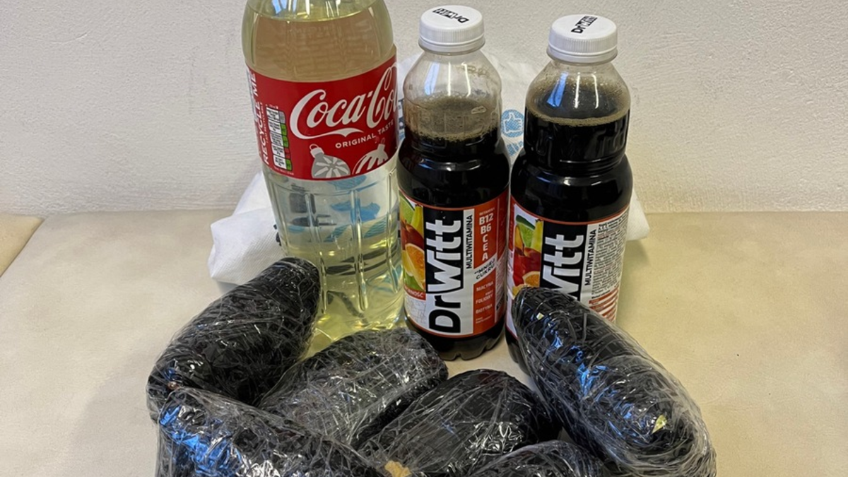 HZA-BI: Zwei Liter Amphetamin in Colaflasche geschmuggelt/Bielefelder Zoll landet Treffer auf der A2 - Foto: presseportal.de