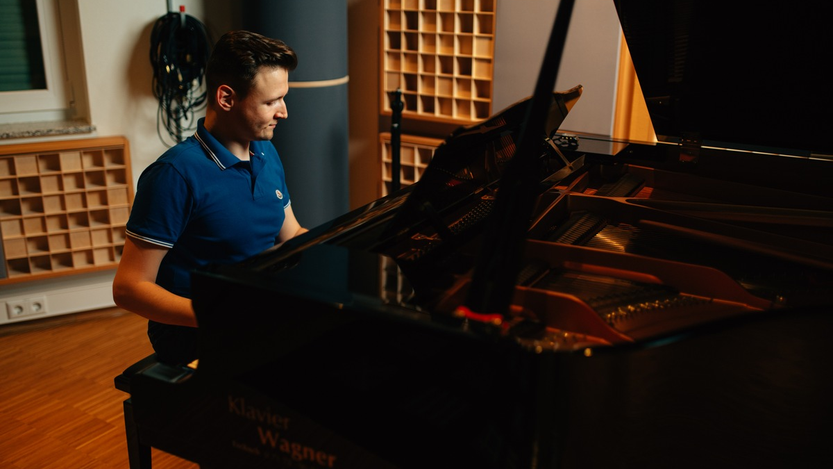 Patrick Khatrao: Der Hörbuchmarkt boomt - so können Sprecher davon profitieren - Foto: presseportal.de