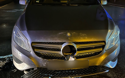 POL-DU: Wanheimerort: Vorfahrt missachtet - zwei Verletzte bei Verkehrsunfall - Foto: presseportal.de POL-DU: Wanheimerort: Vorfahrt missachtet - zwei Verletzte bei Verkehrsunfall - Foto: presseportal.de