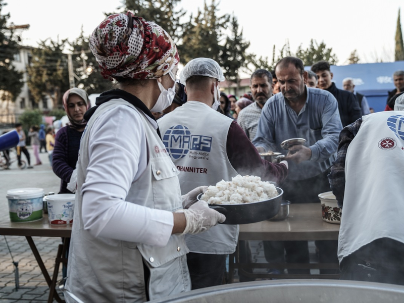 Türkei / Syrien: Johanniter-Nothilfemaßnahmen im Erdbebengebiet dauern an / Deckung der Grundbedarfe auch ein Jahr später noch notwendig / Wiederaufbau dauert noch mindestens drei Jahre - Foto: presseportal.de