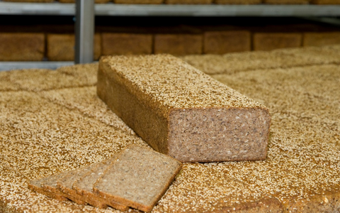 Großbäckerei-Gruppe Mestemacher erzielt mit hygienisch verpackten Broten, Tiefkühlkuchen und Knäckebroten 2023 Rekord-Umsatz / Pressekonferenz Mestemacher am 25.01.2024 im Parkhotel Gütersloh - Foto: presseportal.de