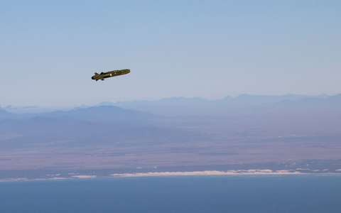 Den raketenförmigen Taurus KEPD-350 bezeichnet die Bundeswehr als einen «der modernsten Flugkörper der Luftwaffe». Der Name Taurus steht als Abkürzung für die englischen Begriffe «Target Adaptive Unitary and Dispenser Robotic Ubiquity System». - Foto: Bundeswehr/dpa