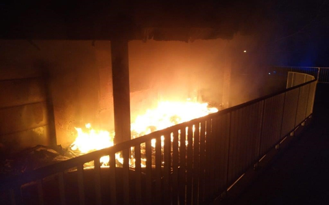 POL-PDPS: Brand an der Schulturnhalle der IGS - Foto: presseportal.de