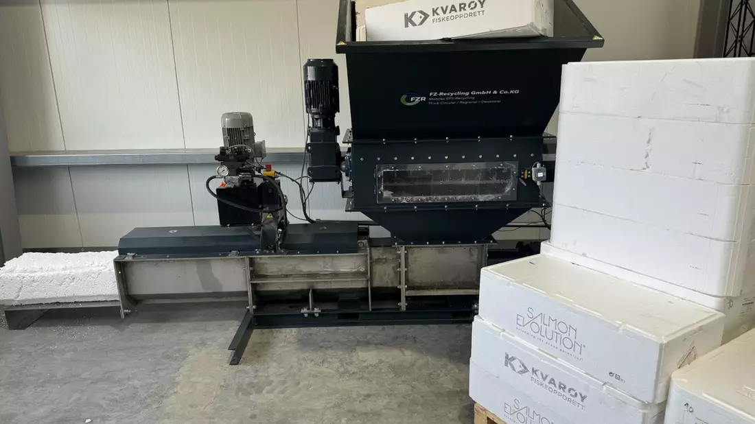 Schluss mit platzraubendem Verpackungsmüll: Wie die FZ-Recycling GmbH & Co. KG Elektromärkte und die Lebensmittelindustrie vom Styropor befreit - Bild: presseportal.de