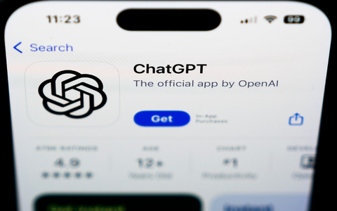 ChatGPT ist der bekannteste Chatbot, der vor über einem Jahr den Hype um Künstliche Intelligenz mit auslöste. - Foto: Matt Rourke/AP/dpa