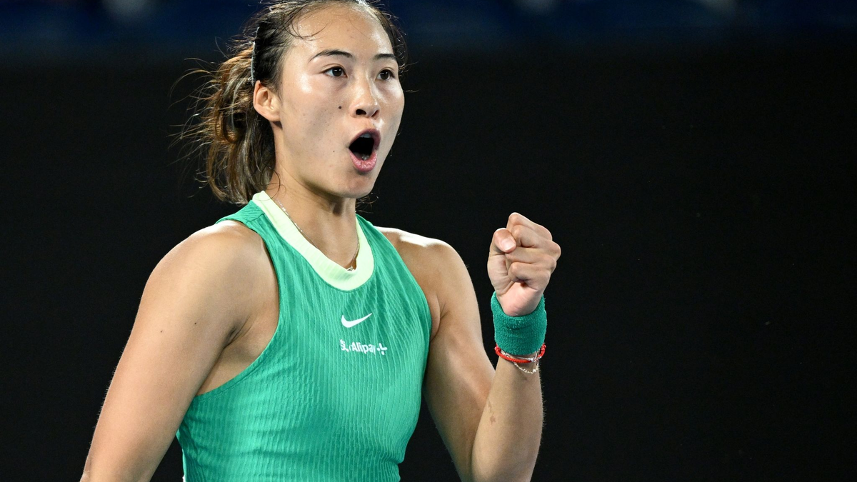 Steht bei den Australian Open im Finale: Qinwen Zheng. - Foto: Joel Carrett/AAP/dpa