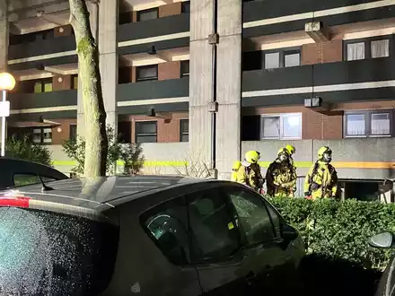 FW Hannover: Feuerwehr löscht zwei Kellerbrände in Hannover-Bemerode - Foto: presseportal.de