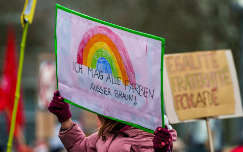 Die Proteste gegen Rechtextremismus könnten die gesellschaftlichen Debatten verändern. - Foto: Andreas Arnold/dpa