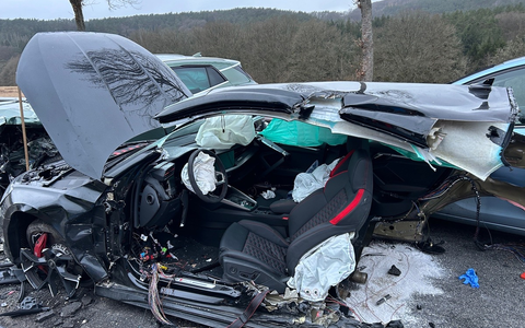 POL-PPWP: Unfall endet mit zwei Schwerverletzten - Foto: presseportal.de