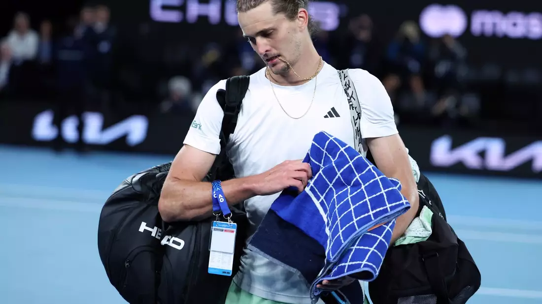 Alexander Zverev verlor sein Halbfinale gegen Daniil Medwedew trotz 2:0-Satzführung. - Bild: Asanka Brendon Ratnayake/AP