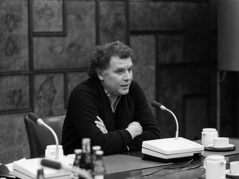 Frank-Patrick Steckel im Jahr 1984 vor seinem Antritt als Intendant des Schauspielhauses Bochum. - Foto: --/Stadt Bochum, Presseamt/dpa