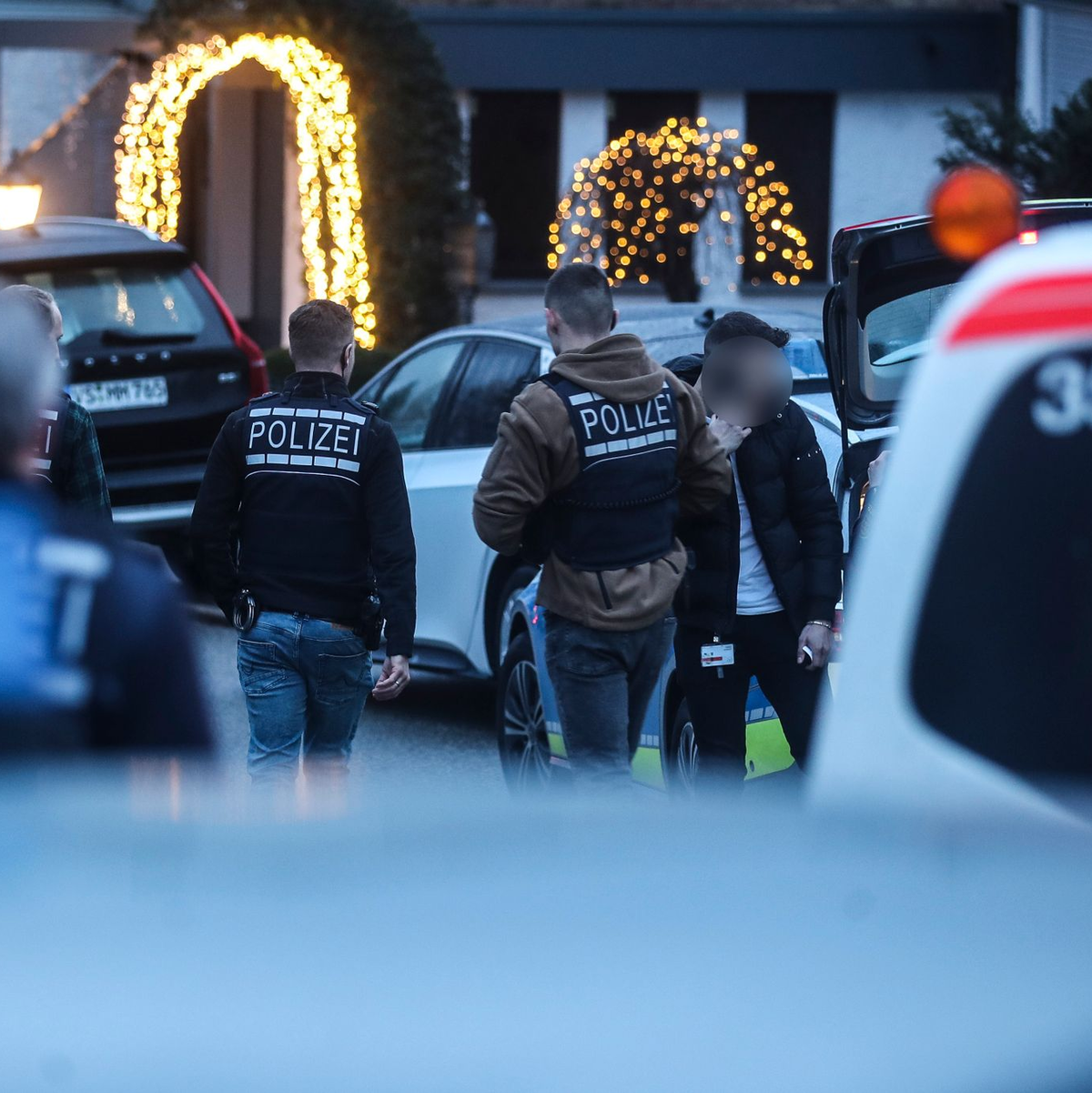 Die Polizei hat weitere Ermittlungen, insbesondere zu einem möglichen Motiv, aufgenommen. - Foto: Marc Eich/dpa