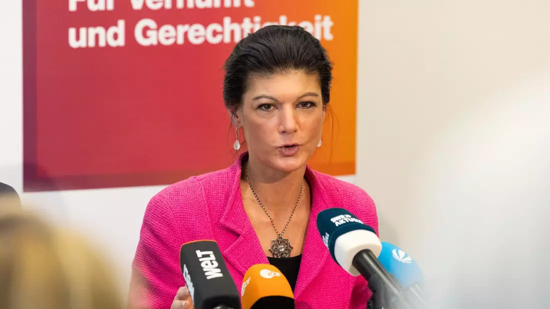 Die ehemalige Linken-Politikerin Sahra Wagenknecht hatte ihre Partei am 8. Januar gegründet. - Bild: Lando Hass/dpa