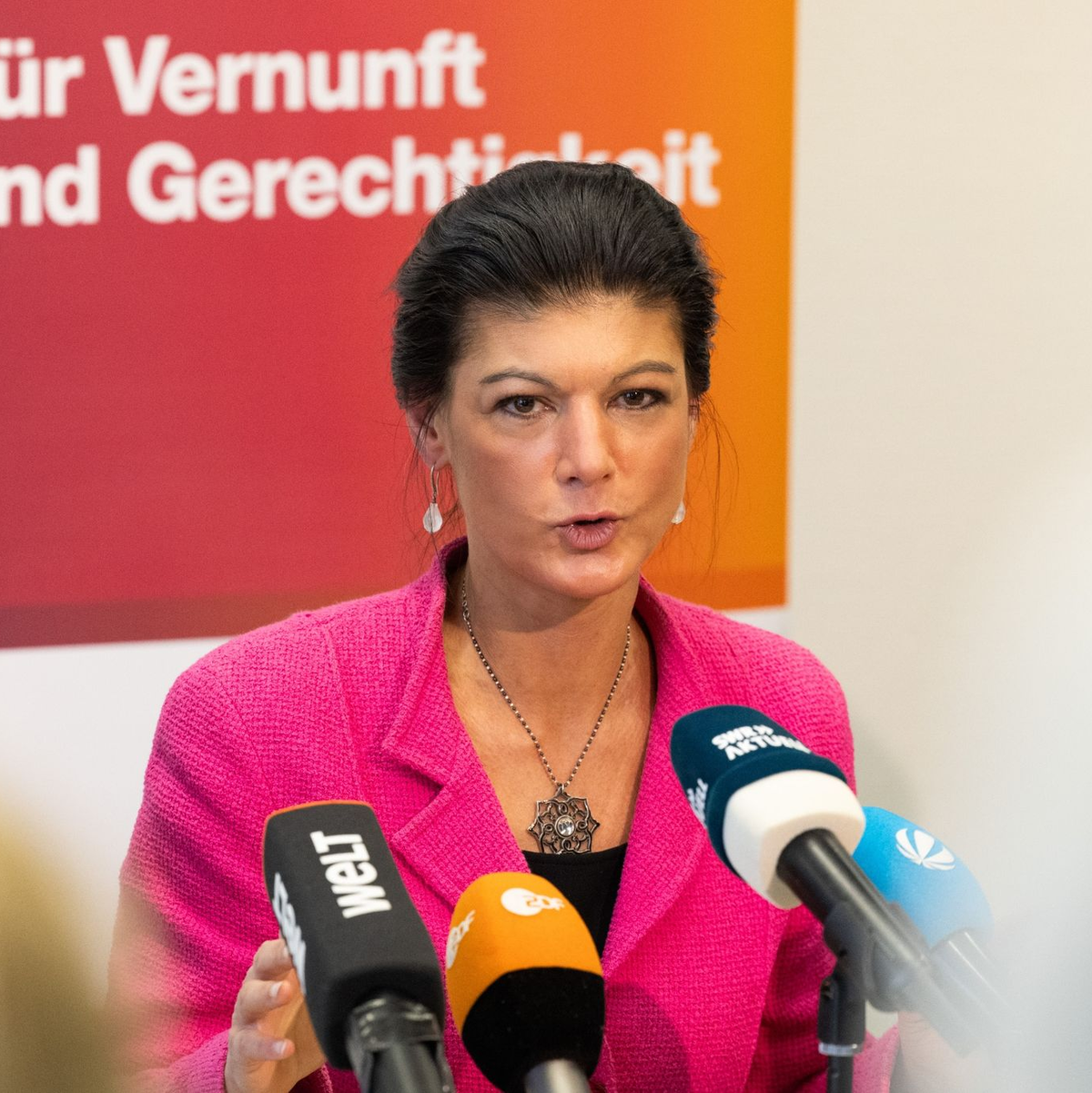 Die ehemalige Linken-Politikerin Sahra Wagenknecht hatte ihre Partei am 8. Januar gegründet. - Foto: Lando Hass/dpa