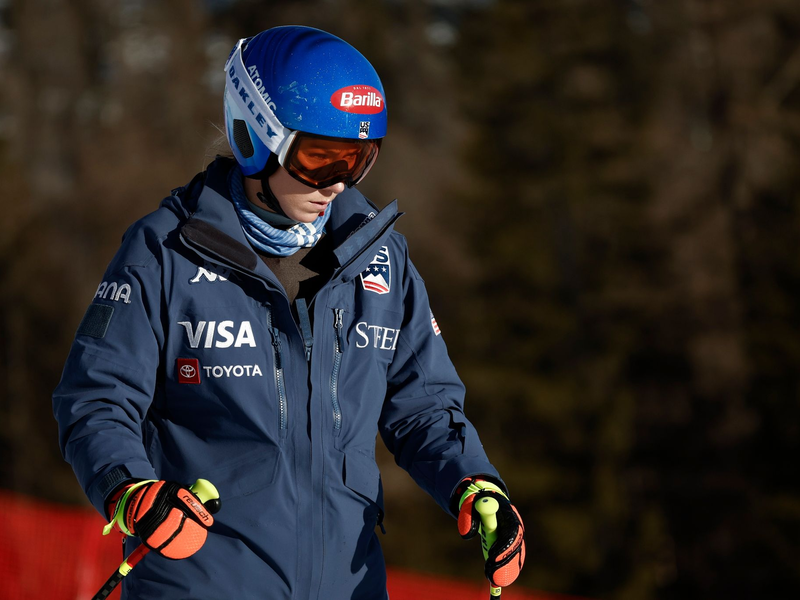 Shiffrin ist bei der Abfahrt in Cortina d'Ampezzo gestürzt und setzt nun zunächst aus. - Foto: Gabriele Facciotti/AP